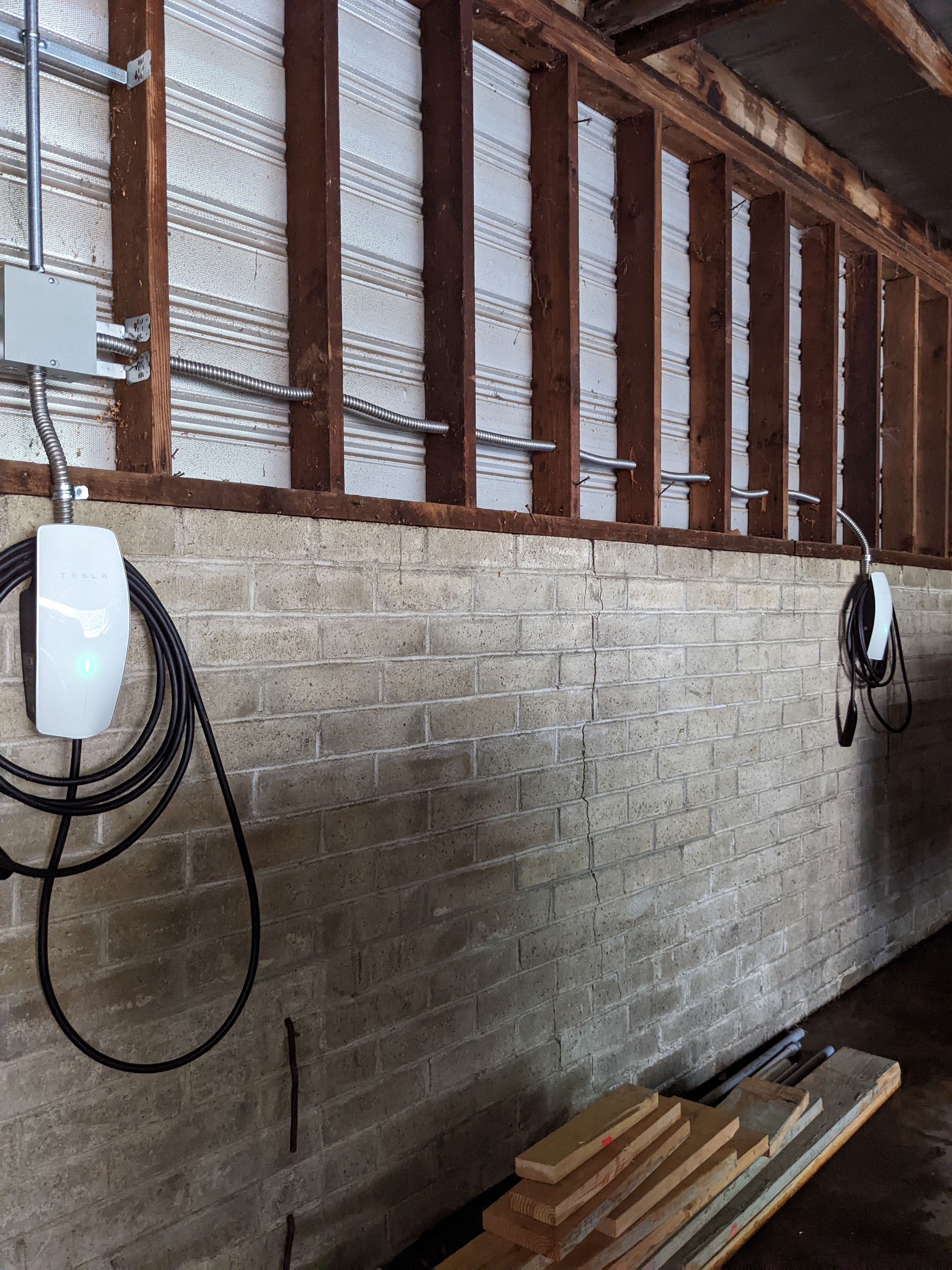 Commercial electrical service